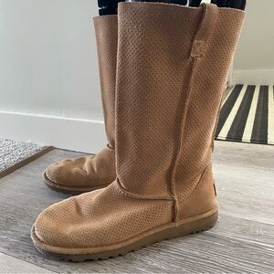 UGG Classic Unlined Perforated 100% Suede Leather Boots Tall Tan Women’s Size 8